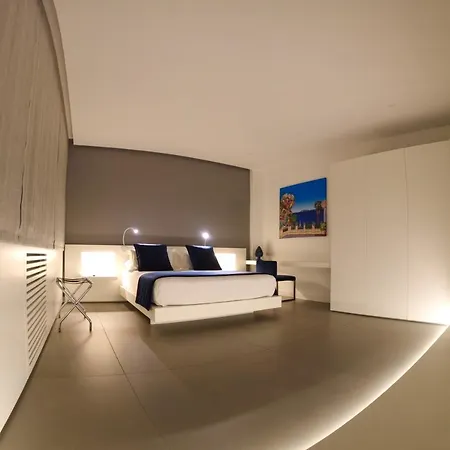 Fuorisquadra فندق مبيت وإفطار مسينا