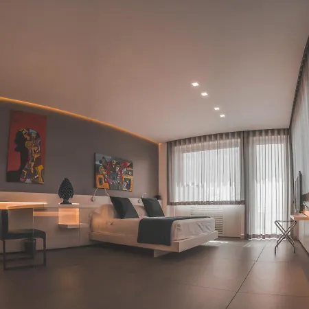 Fuorisquadra 4*