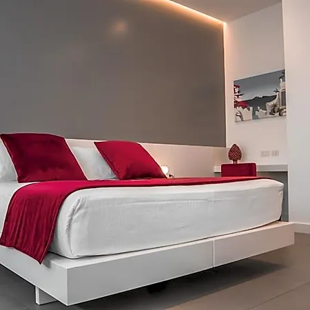 Fuorisquadra Oda ve Kahvaltı