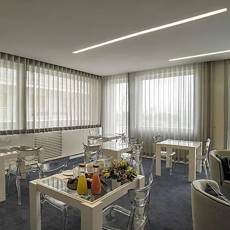 Fuorisquadra 4* Messina